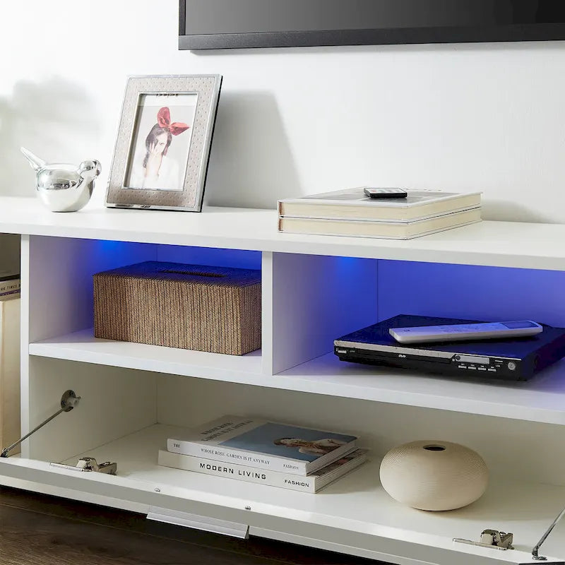 Meuble TV avec lumières LED, placards et étagères ouvertes pour téléviseurs