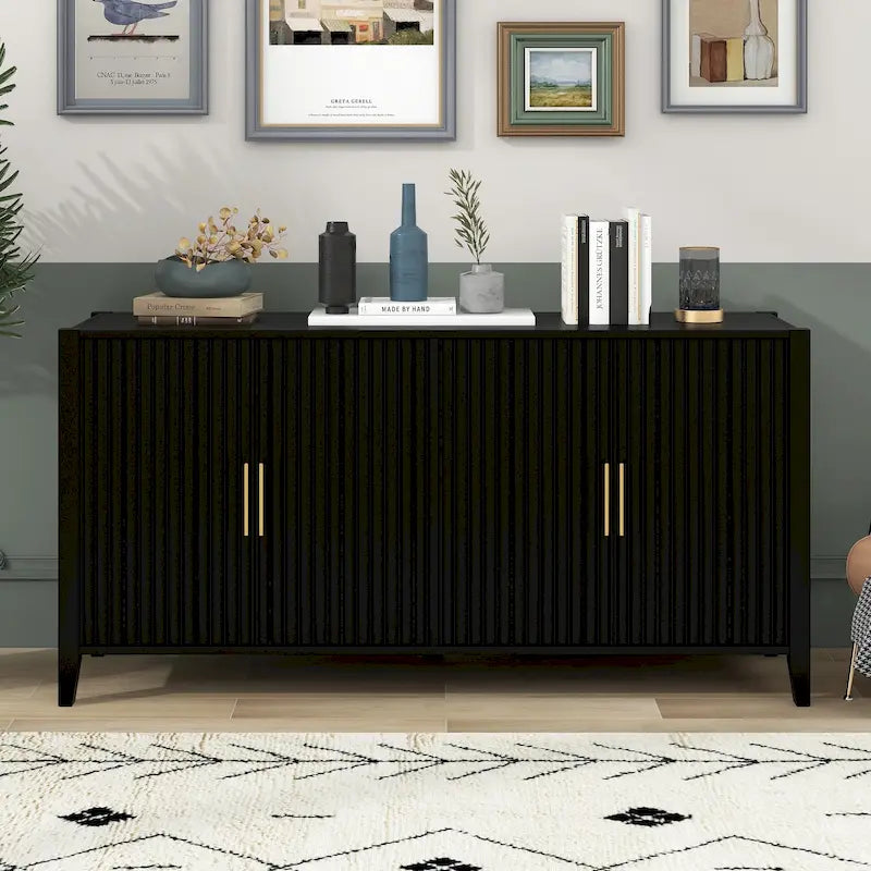 Meuble de rangement en bois avec poignées en métal